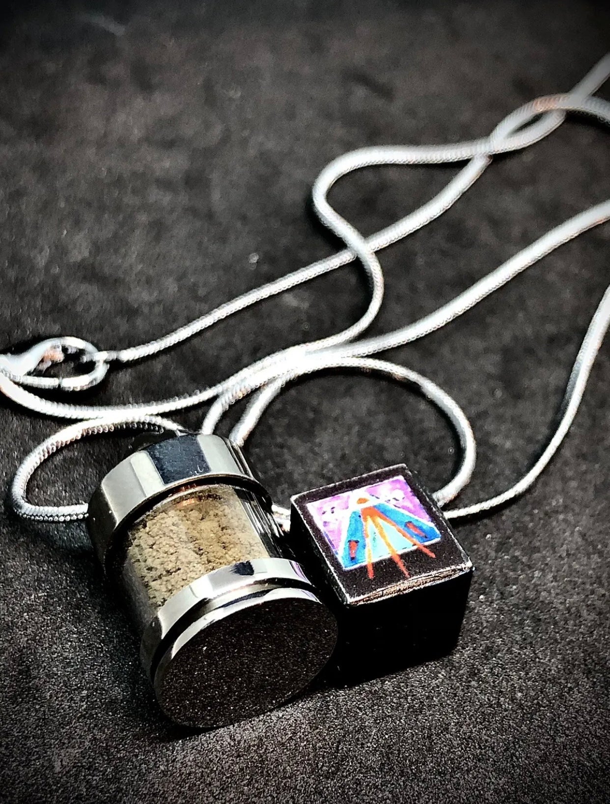 Genuine Martian Meteorite Dust Necklace - Amgala 001 - Dust From Mars!