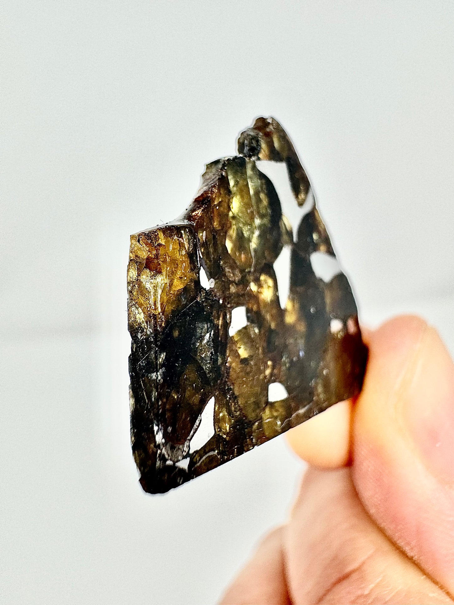 Brahin Pallasite Meteorite - 4.5g - From The Mantle/Core Of An Asteroid
