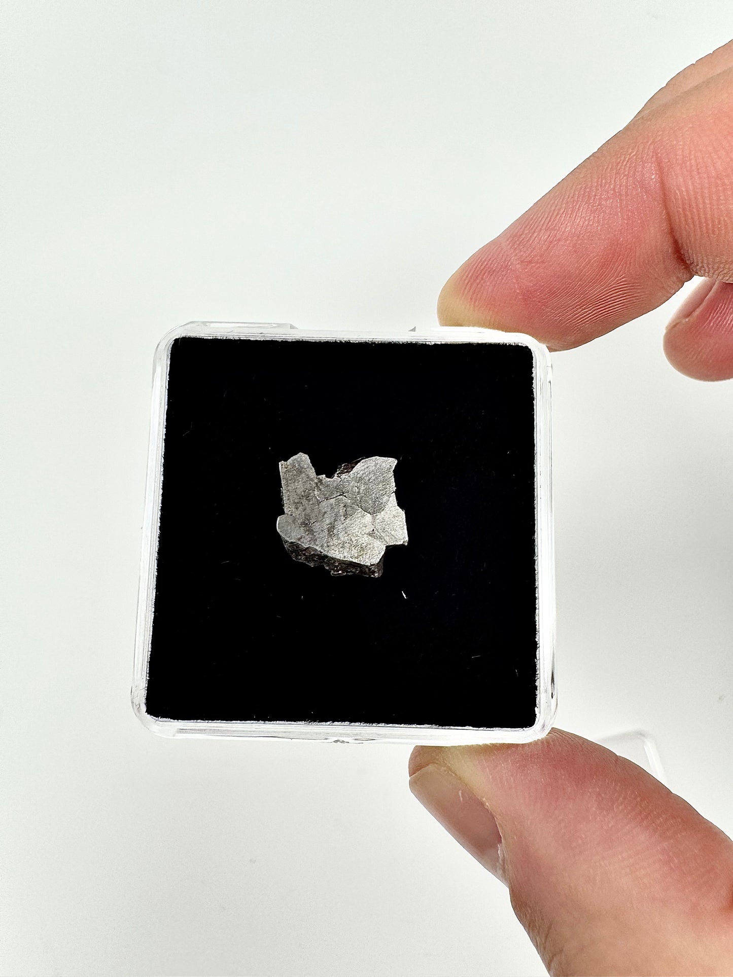 Nantan Meteorite - A Space Rock Originally Recovered for China’s Industrial Era! 1.7g