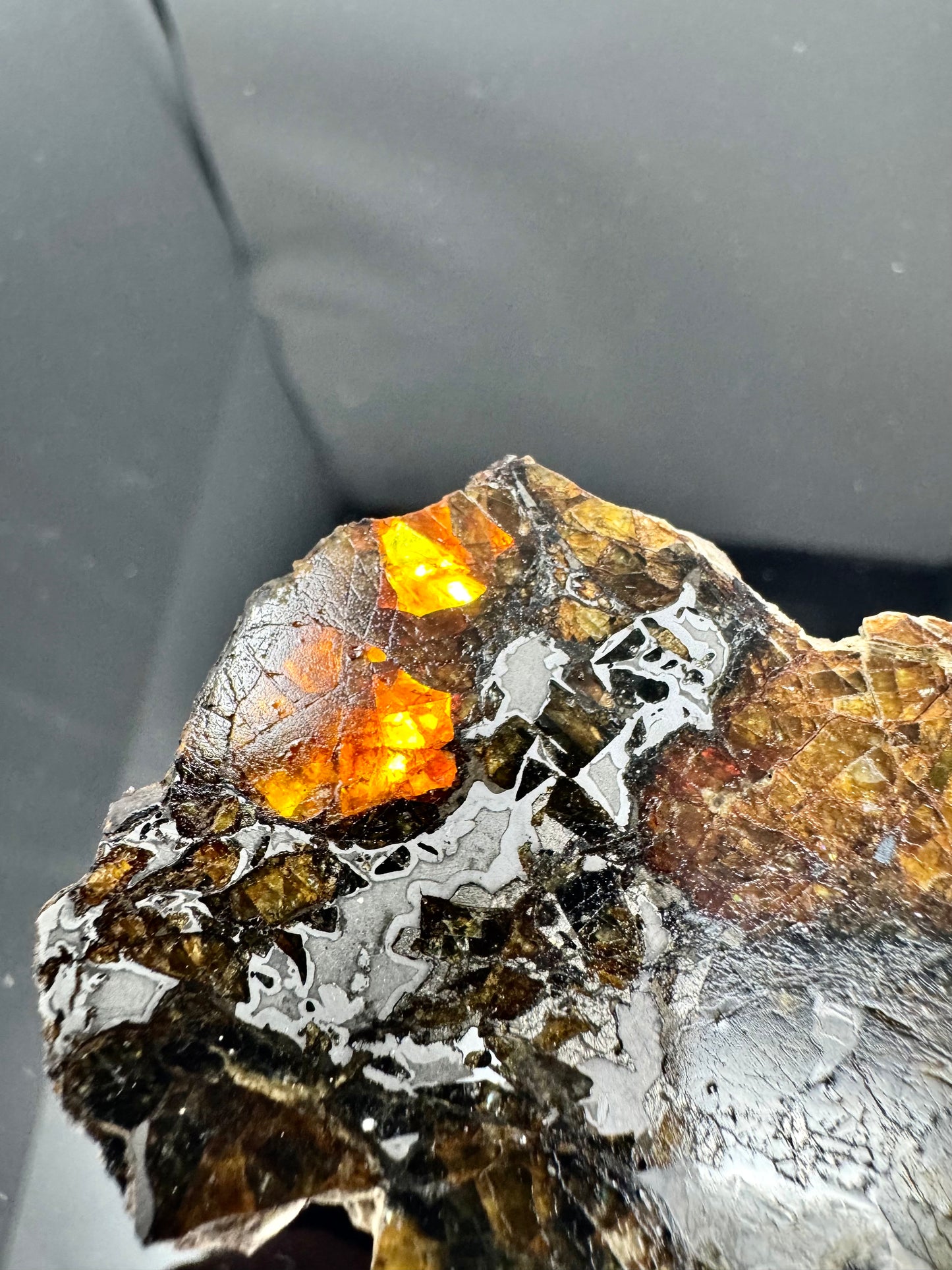 34.2g Admire Pallasite Meteorite - From The Mantle/Core Of An Asteroid - Grade B Translucency