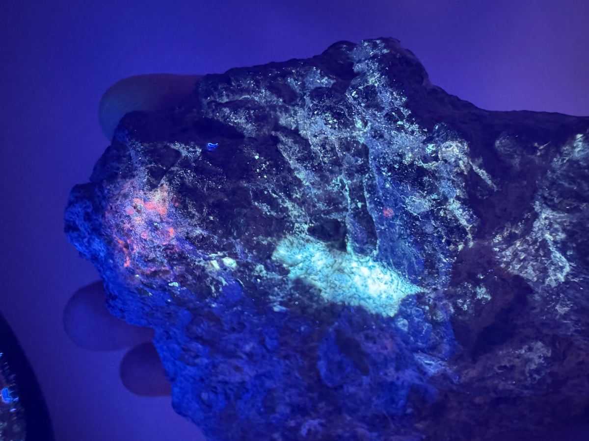 NEW/MAIN MASS/FLUORESCES! 431.5g Jaw-Dropping Personal Classification of NWA 18785 Aubrite - Fragmental Monomict Breccia, Enstatite Achondrite Meteorite - Evidence of Possible Linkage To Planet Mercury