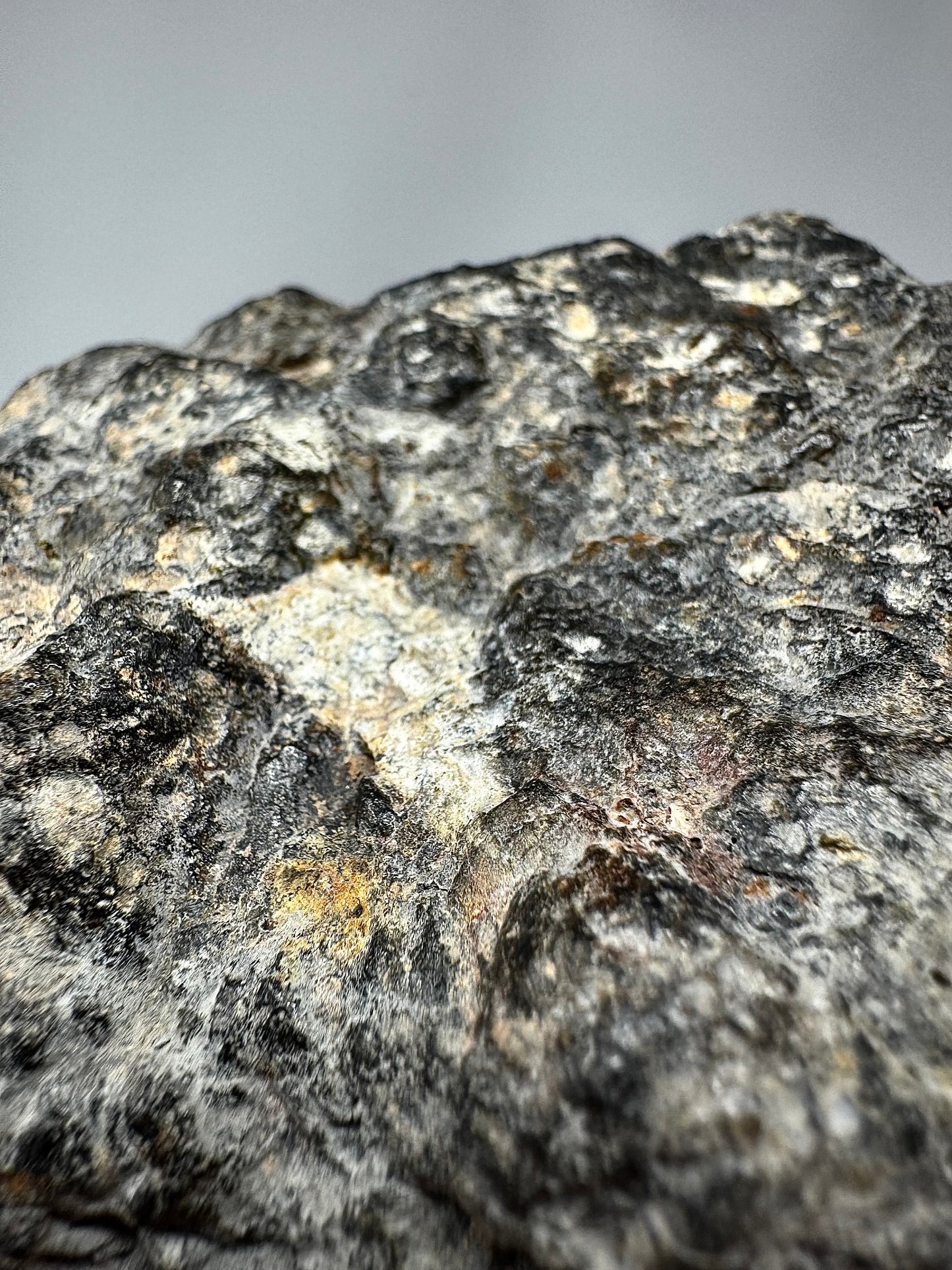 NEW/MAIN MASS/FLUORESCES! 431.5g Jaw-Dropping Personal Classification of NWA 18785 Aubrite - Fragmental Monomict Breccia, Enstatite Achondrite Meteorite - Evidence of Possible Linkage To Planet Mercury