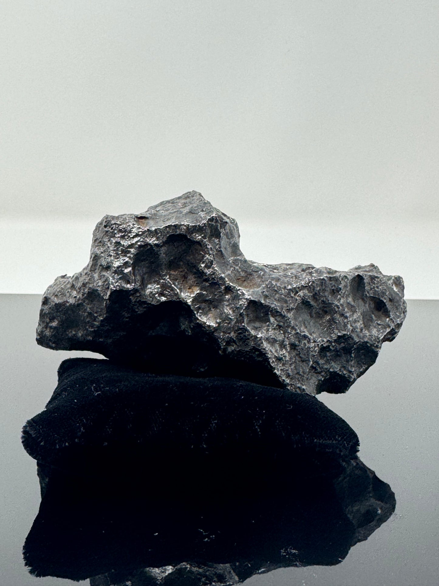 Campo Del Cielo Iron Meteorite - Beautiful Features - 880g