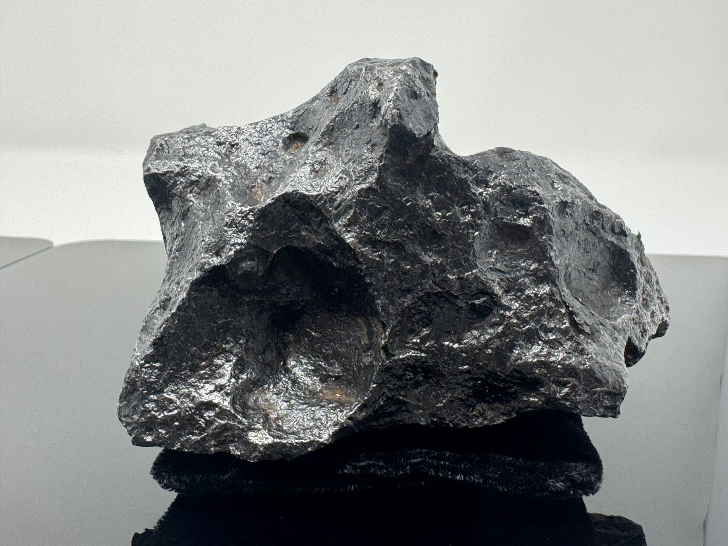 1,150g Campo Del Cielo Iron Meteorite - Beautiful Features and a HUGE regmyglypt!