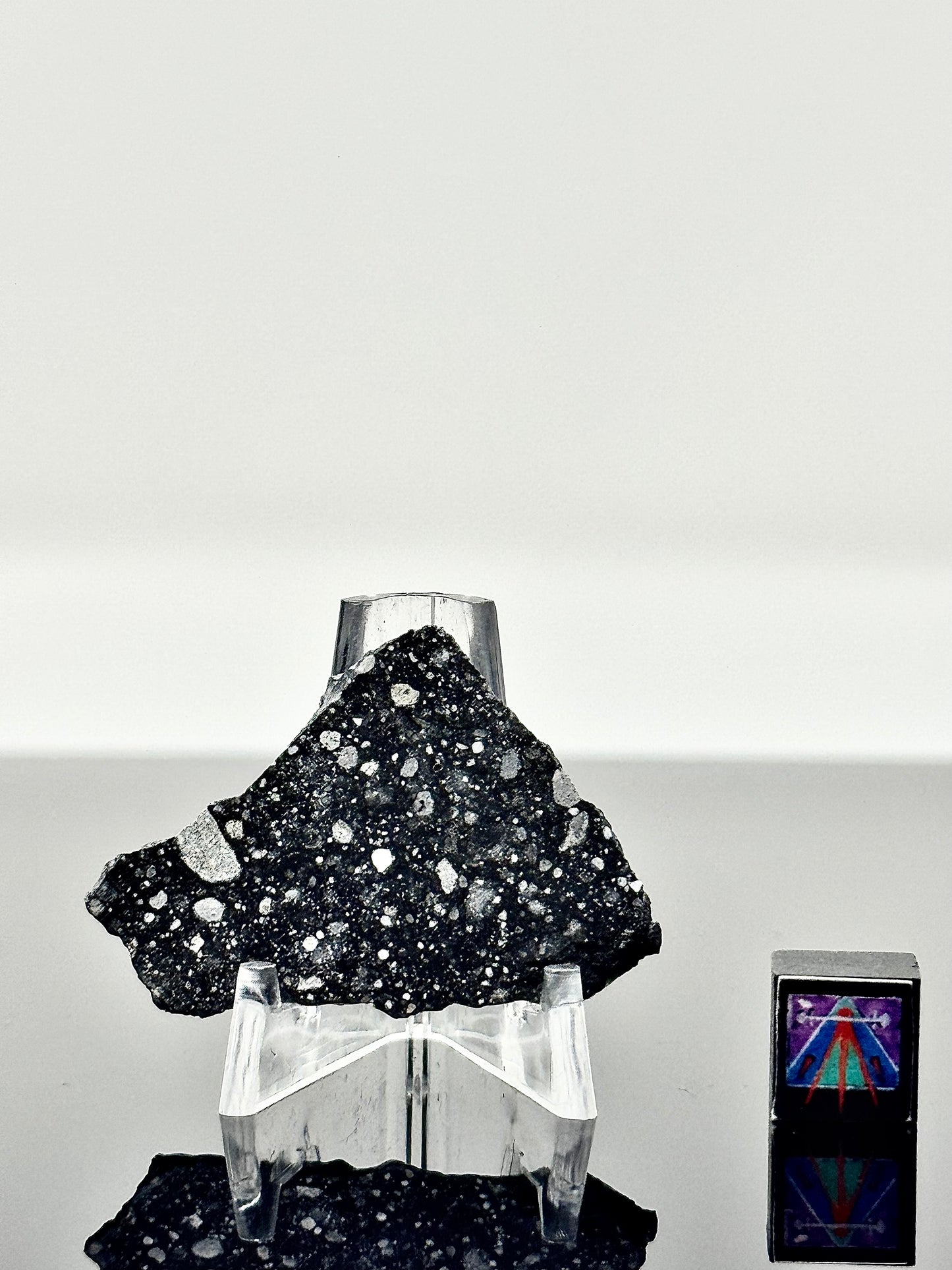 Stunning NWA 17679 Lunar Breccia - 4.5g - A Genuine Piece Of Our Moon!