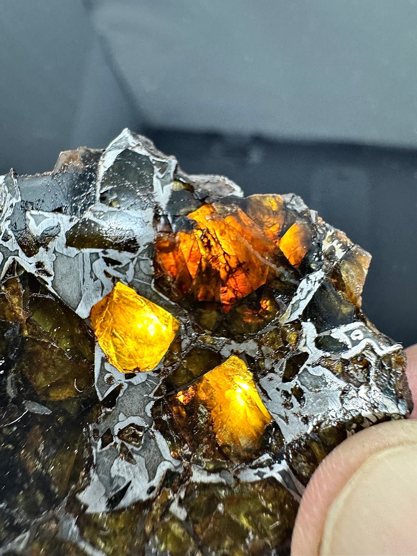 25.9g Admire Pallasite Meteorite - From The Mantle/Core Of An Asteroid - Grade B+ Translucency