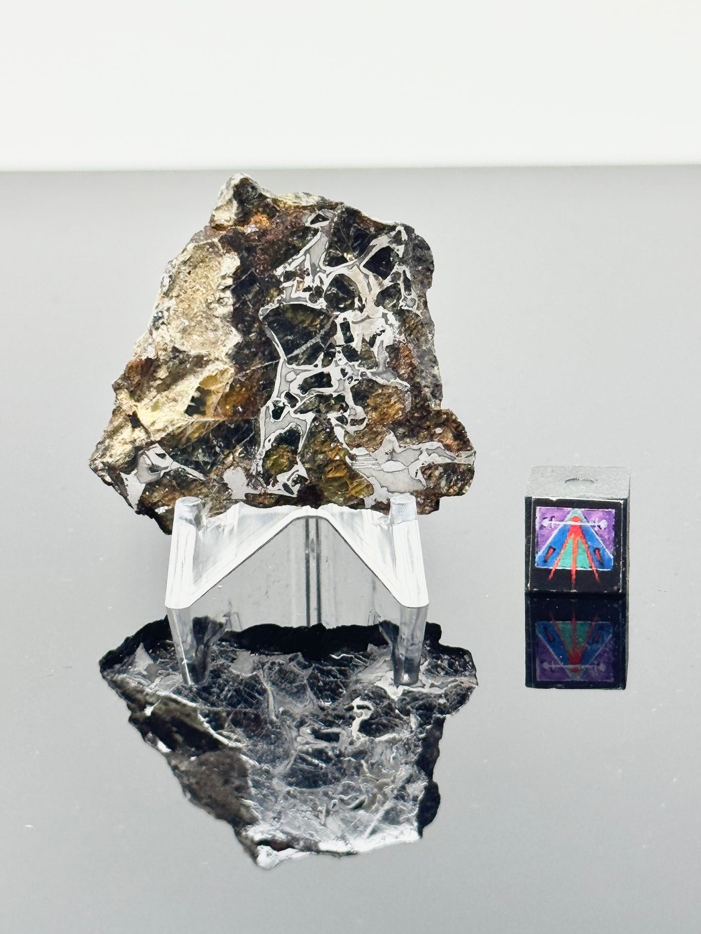11.9g Admire Pallasite Meteorite - From The Mantle/Core Of An Asteroid - Grade D Translucency
